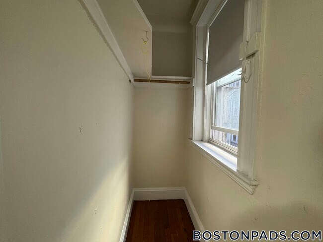 1175 Boylston St unit 18, Boston, MA 02215 - photo 7