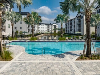 1000 Avery Village Loop, Orlando, FL 32825