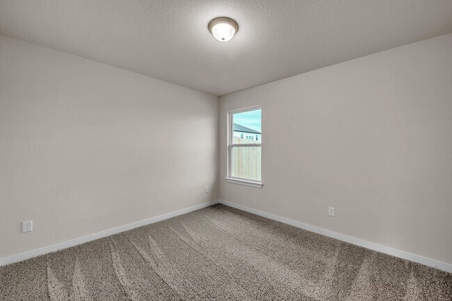 803 Nancy Olivia Cir, Killeen, TX 76542 - photo 5