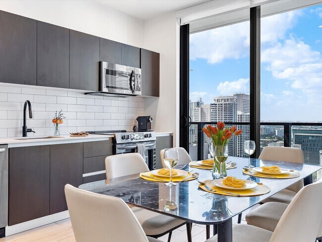 The Elser unit ID1335266P, Miami, FL 33132 - photo 4