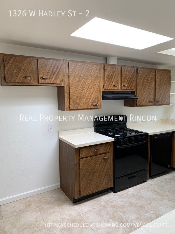 1326 W Hadley St unit 2, Tucson, AZ 85705 - photo 5