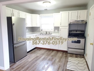 827 Bernard Ave, Findlay, OH 45840