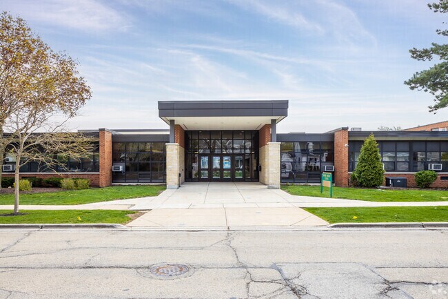 Countryside tweens often attend Gurrie Middle School and join the environmental club.