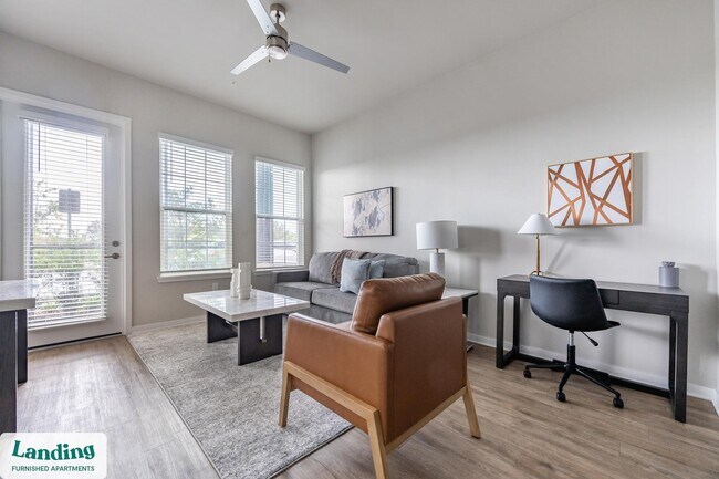 4902 Cosmos Cir unit 108, Wimauma, FL 33598 - photo 3