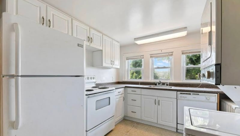 5503 Windsor Mill Rd unit 2, Gwynn Oak, MD 21207 - photo 1