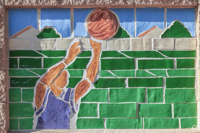 Continental Ranch Community Park supports many activities in Tucson.