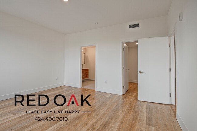 5727 La Mirada Ave unit 307, Los Angeles, CA 90038 - photo 5