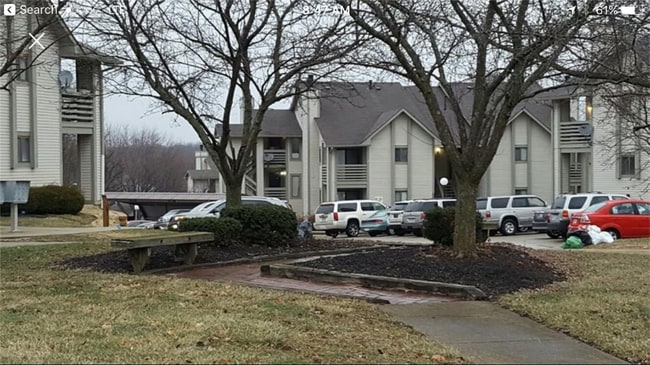 2999 Eagles Crest Cir unit C, Indianapolis, IN 46214 - photo 2