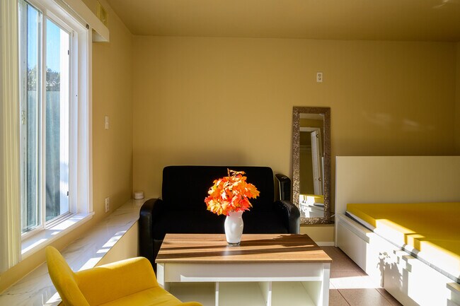 2733 Ortega St unit A, San Francisco, CA 94122 - photo 5