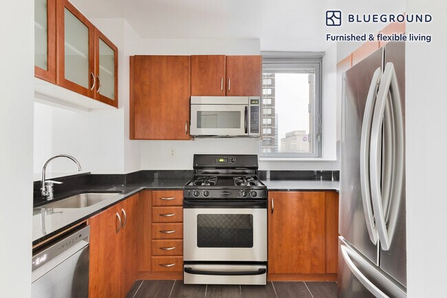 222 E 34th St unit FL18-ID2158, New York, NY 10016 - photo 6
