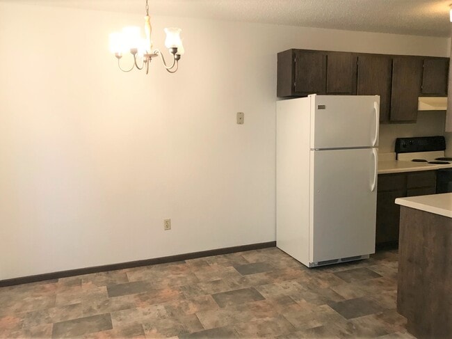 203 N 1st St unit 1, Elysian, MN 56028 - photo 4