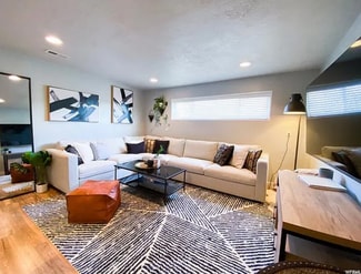 721 Rosewood Ln, Layton, UT 84041