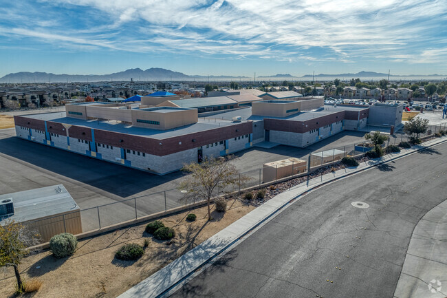 Don E. Hayden Elementary School 6