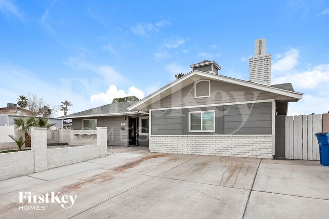 321 Redstone St, Las Vegas, NV 89145 - photo 2
