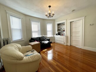 96 Conwell Ave Unit 2, Somerville, MA 02144