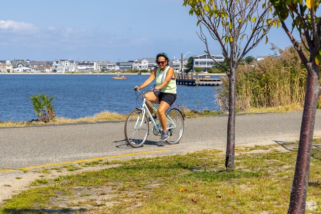 Bicyclist can enjoy several paths along the shoreline in Lavallete.