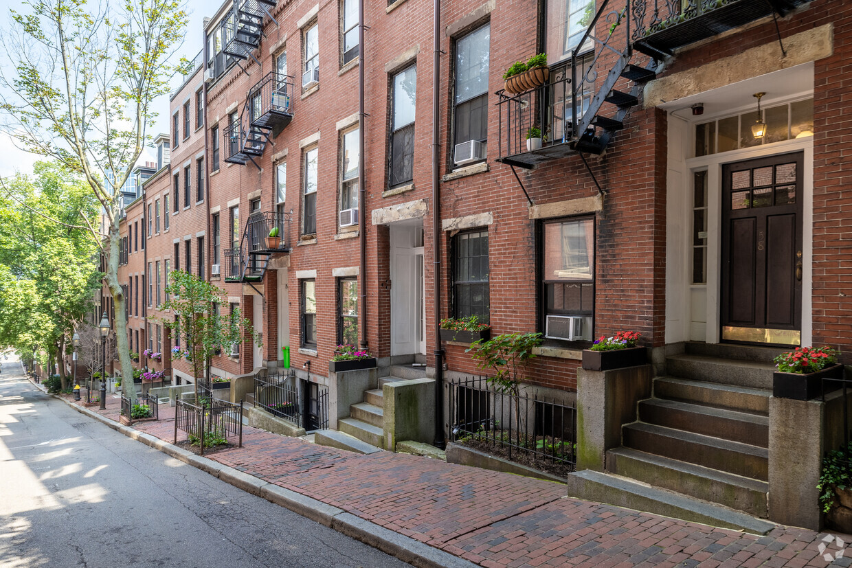 Since Revolutionary Times, Boston's Beacon Hill Has Been a Coveted