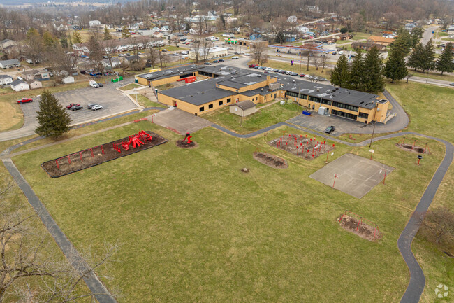 Frazee Elementary School has a student-teacher ratio of 20 to 1.
