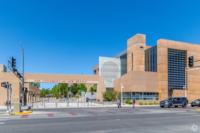 Clayton Heights-Lomas del Cielo encompasses much of the CNM main campus and multiple UNM facilities.