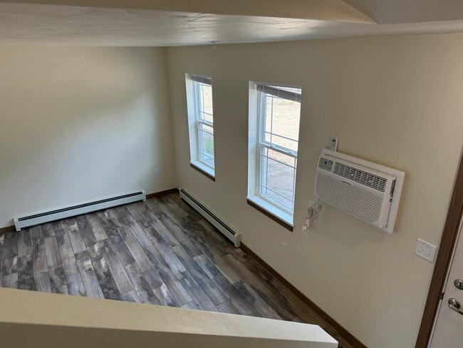 1058 Egg Harbor Rd, Sturgeon Bay, WI 54235 - photo 3