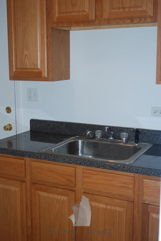 6341 N Magnolia Ave unit 47-3M, Chicago, IL 60660 - photo 2