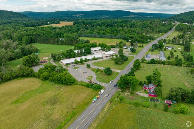 Caroline Elementary School is a public elementary school.