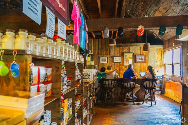 Maple Sugar & Vermont Spice has a wide range of Vermont products for locals and vistors to shop for in Mendon.