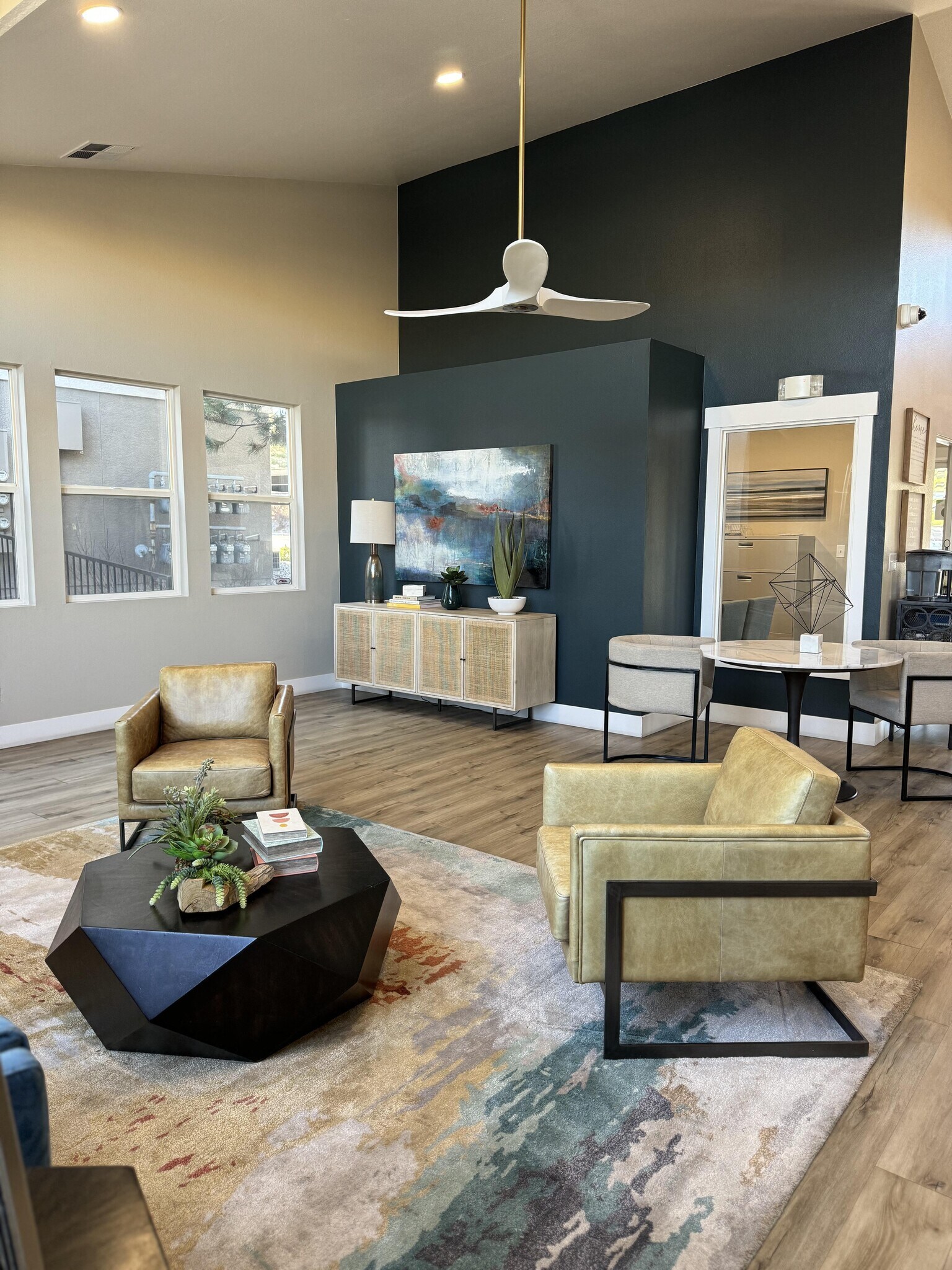 Boulder Creek Apartments