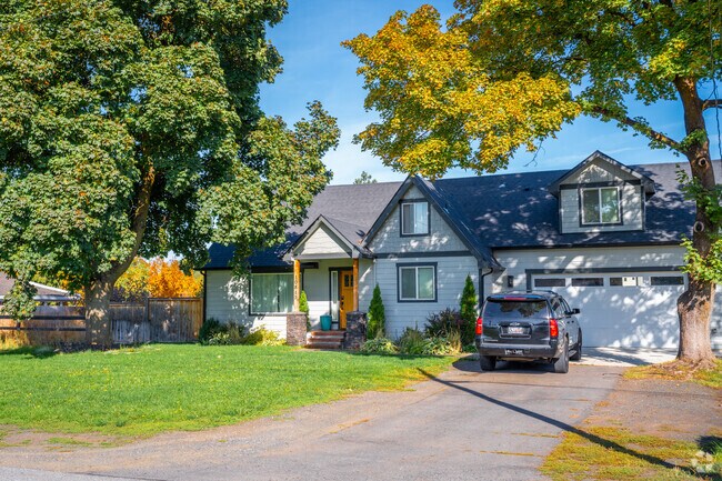 New construction homes are starting to become more popular in the Opportunity neighborhood.