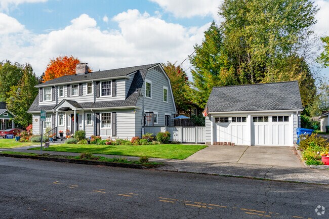 South Capitol’s homes boast historic appeal and close-knit neighborhood vibes.