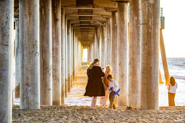 The Huntington Beach Pier is a photogenic spot for family photos and sunsets.