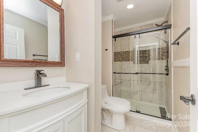 1317 W 4th St, Charlotte, NC 28208 - photo 6