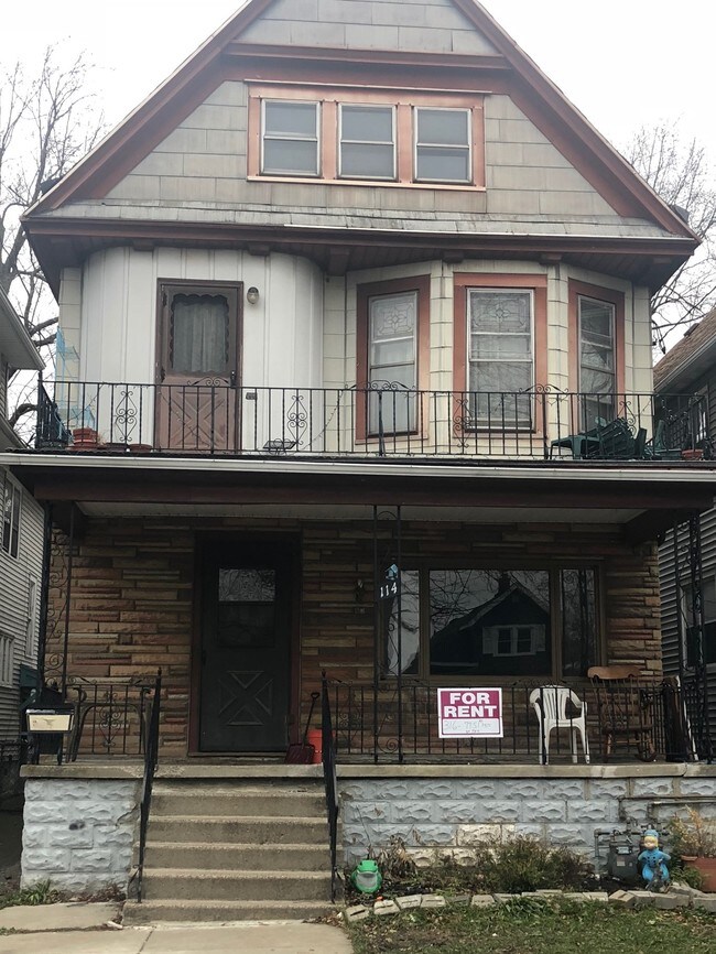 114 Woodside Ave Unit UPPER APARTMENT, Buffalo, NY 14220