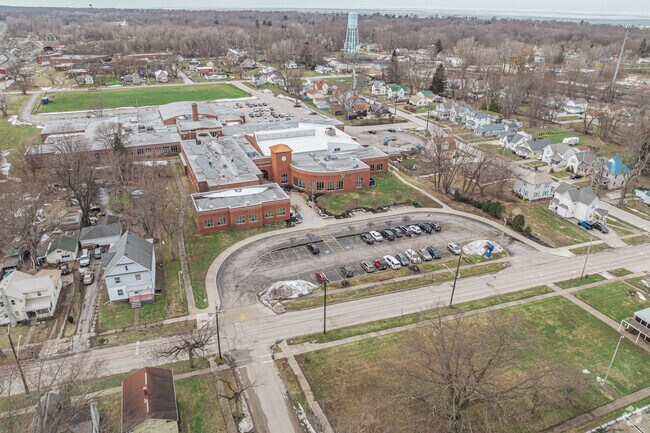 Conneaut High School, located in Conneaut, has a C+ rating on Niche.