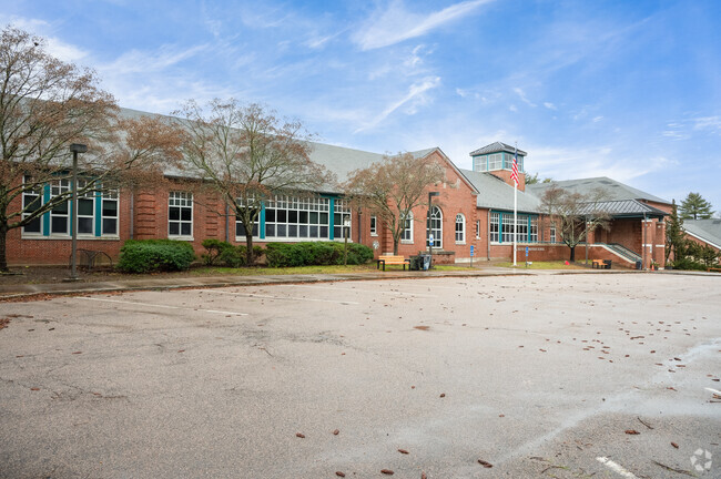 South Elementary School in Hingham was given an overall A grade from Niche.