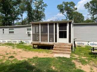 N7240 Acorn Ln, Crivitz, WI 54114