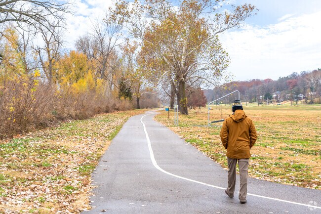 There is a paved biking and hiking trail at North Riverfront Park near Glasgow Village.