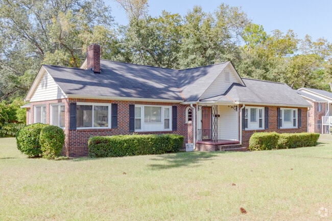 Classic ranch styling goes into the typical home in the Eudgemar neighborhood.