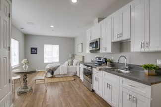 532 Cesar e Chavez Pkwy, San Diego, CA 92113