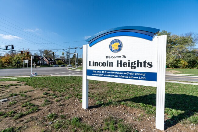 Lincoln Heights, Oh is 90% black with a median family income of $25,000.