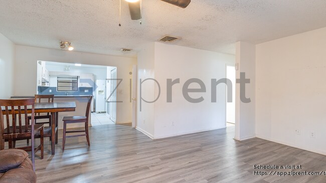 604 Roselyn Ave, Fort Pierce, FL 34982 - photo 4