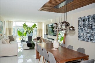 3375 N Country Club Dr, Miami, FL 33180