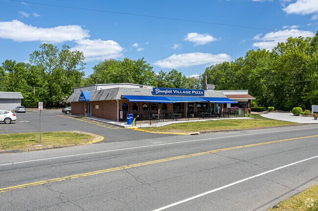 Bloomfield Village Pizza is conveniently located in the heart of Wintonbury.