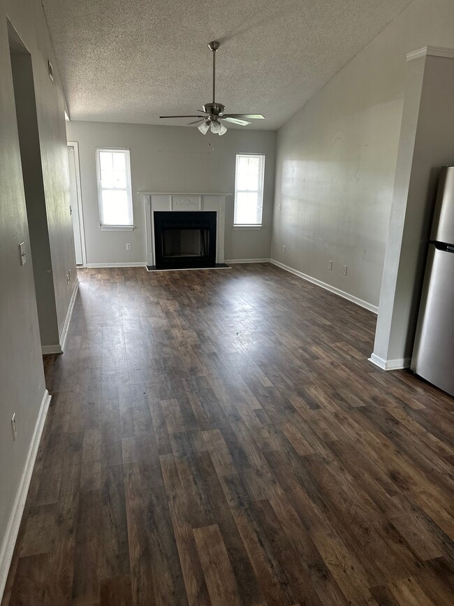 4340 W Horne Ave, Farmville, NC 27828 - photo 4