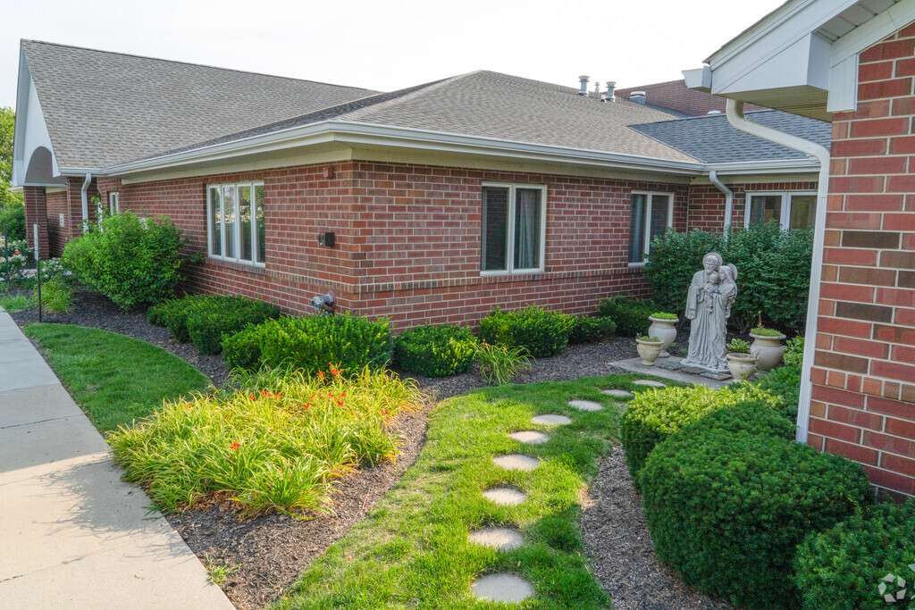 Noonan Elementary Academy in Arbury Hills enrolls 300 Pre K through 8th grade students.