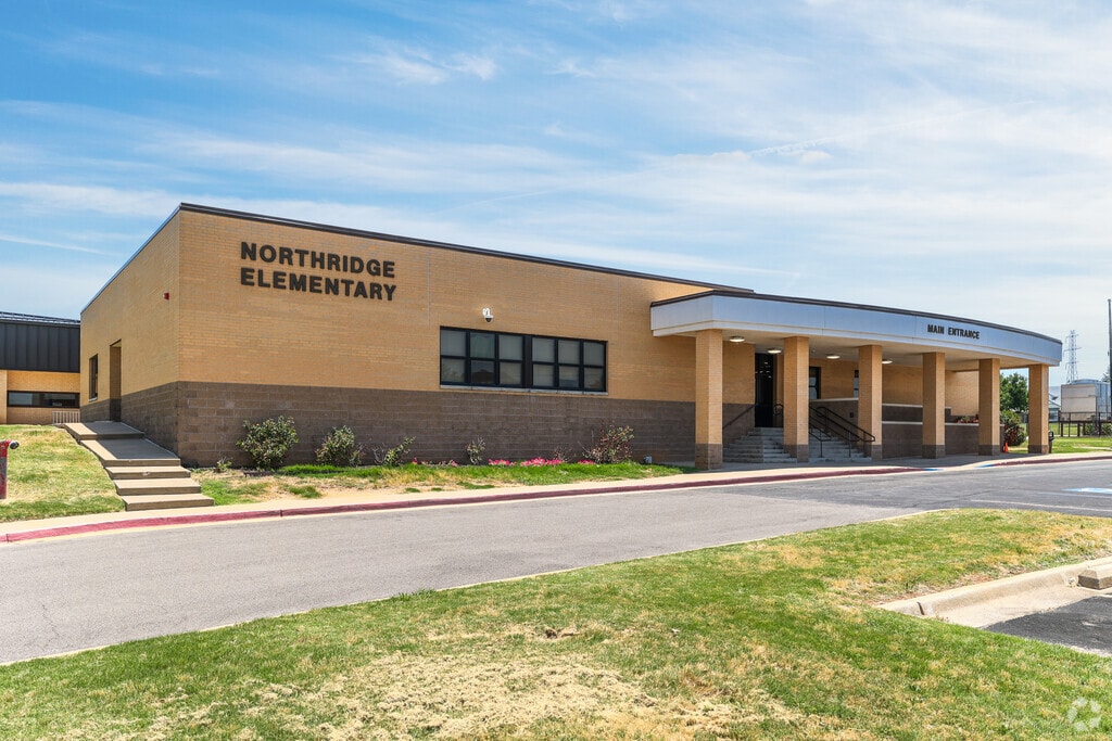 Northridge Elementary is conveniently located close to neighborhoods and apartments.