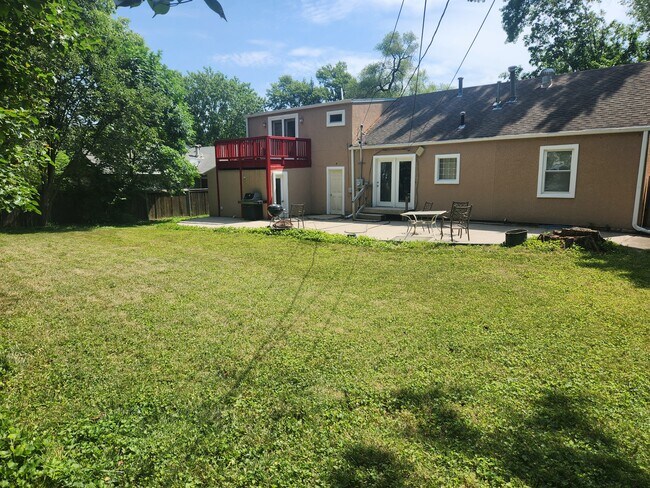 5928 Fontana St, Fairway, KS 66205 - photo 7