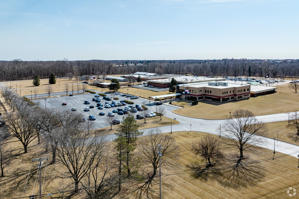 Lisd Tech Center operates out of the Jackson College building in Adrian.