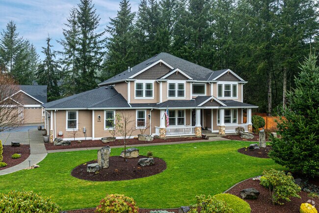 The curb appeal on this Landsburg home is off the charts.