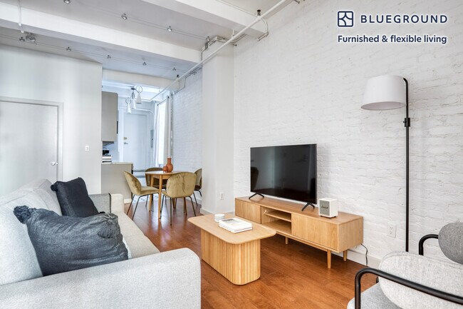 43 W 27th St unit FL7-ID1055, New York, NY 10001 - photo 2